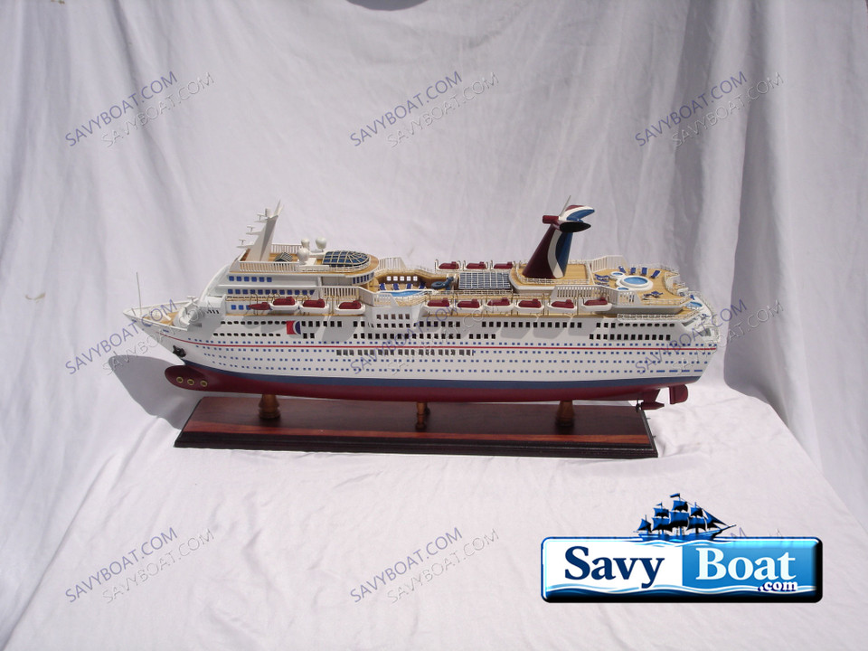 CARNIVAL PARADISE CRUISE SHIP