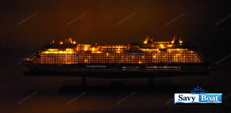 CELEBRITY REFLECTION LIGHTED CRUISE SHIP