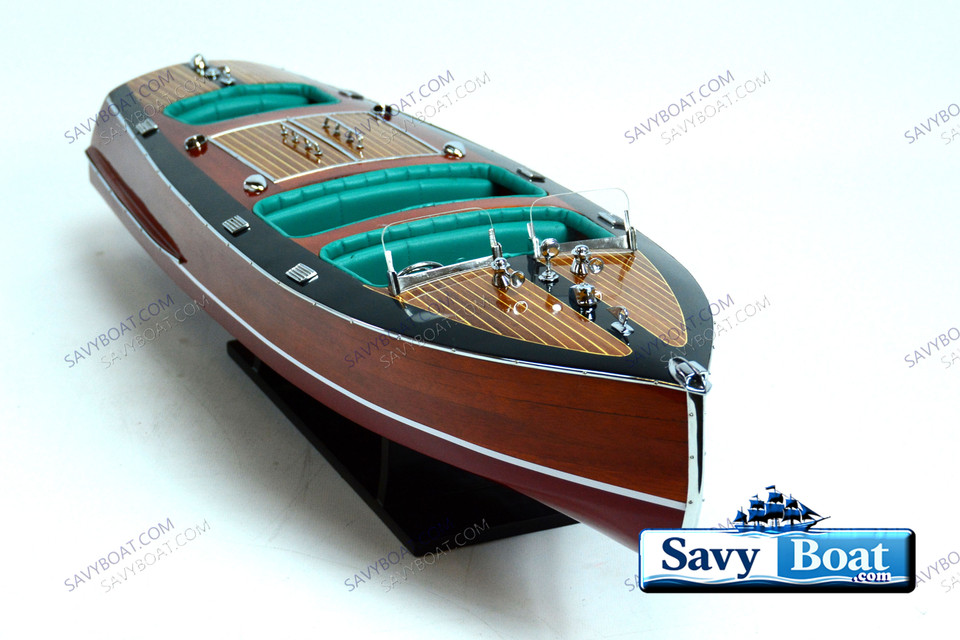 1940 CHRIS CRAFT TRIPLE COCKPIT SPEEDBOAT (GRN)