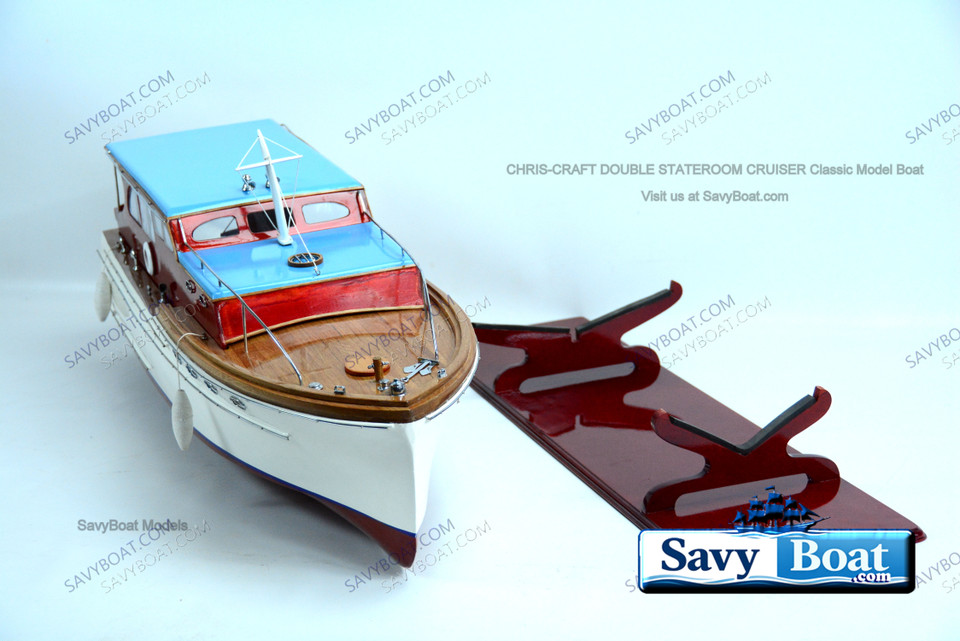 CHRIS-CRAFT DOUBLE STATEROOM CRUISER SAVY LOGO