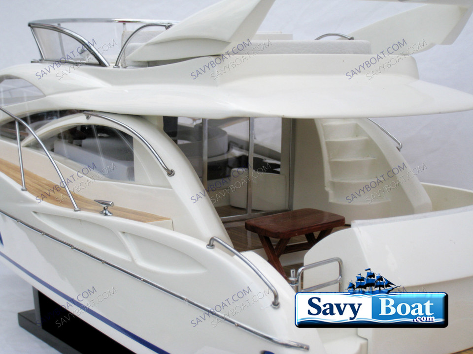 CUSTOM SUNSEEKER 60 MOTORYACHT