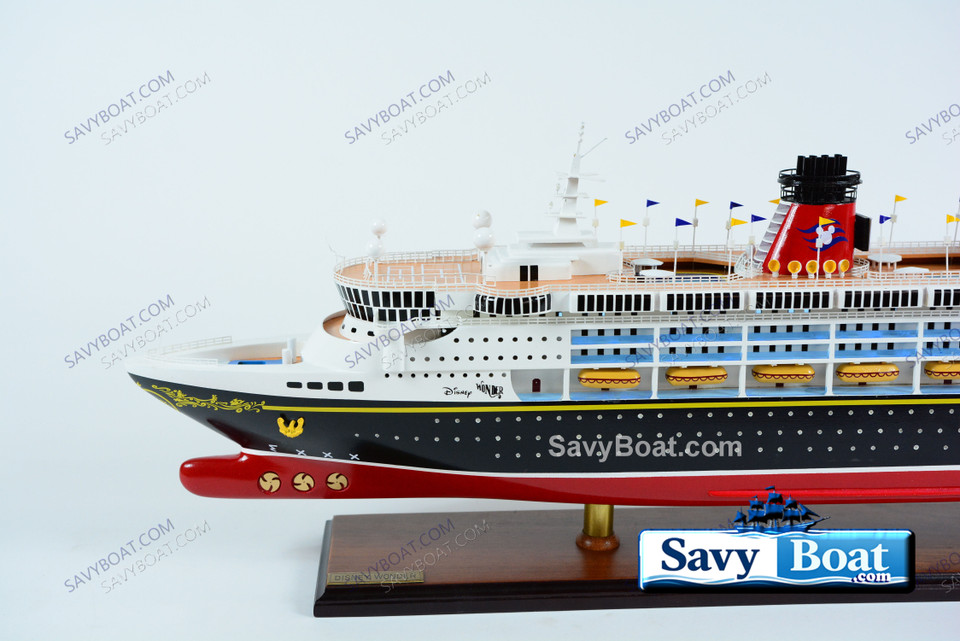 DISNEY WONDER LIGHTED 40 in CRUISE SHIP