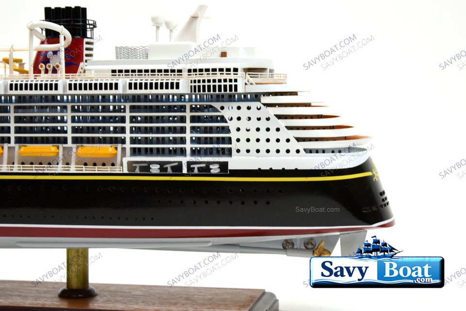 DISNEY FANTASY LIGHTED 40in CRUISE SHIP