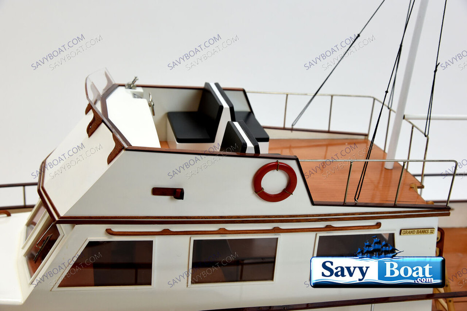 GRAND BANKS 32 RC READY