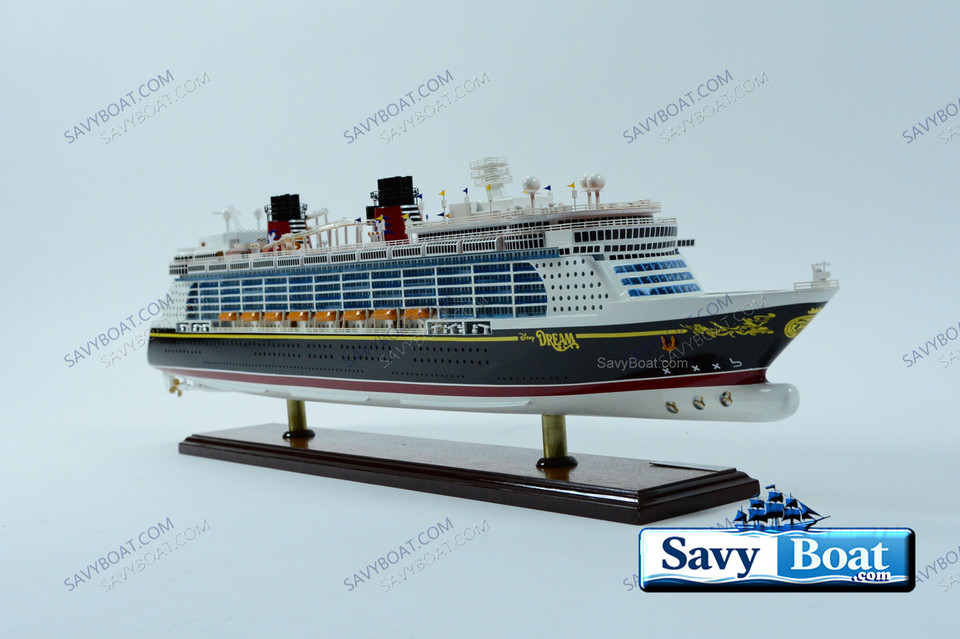 DISNEY DREAM LIGHTED 40 in CRUISE SHIP