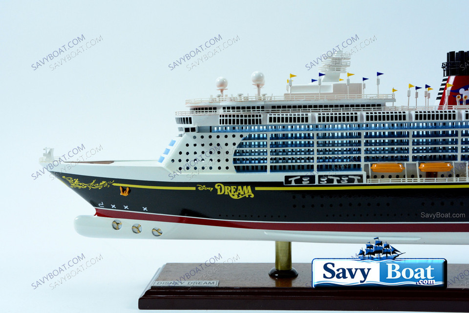 DISNEY DREAM LIGHTED 40 in CRUISE SHIP