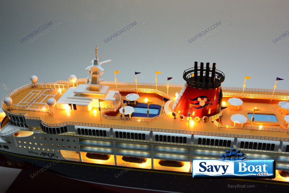 DISNEY DREAM LIGHTED 40 in CRUISE SHIP