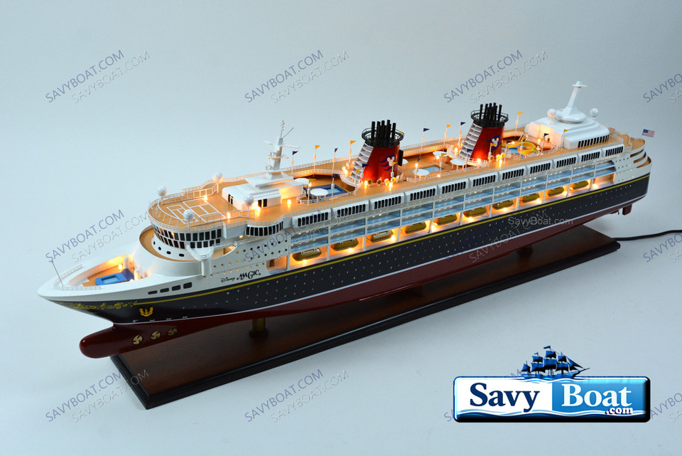DISNEY MAGIC LIGHTED 48 in CRUISE SHIP