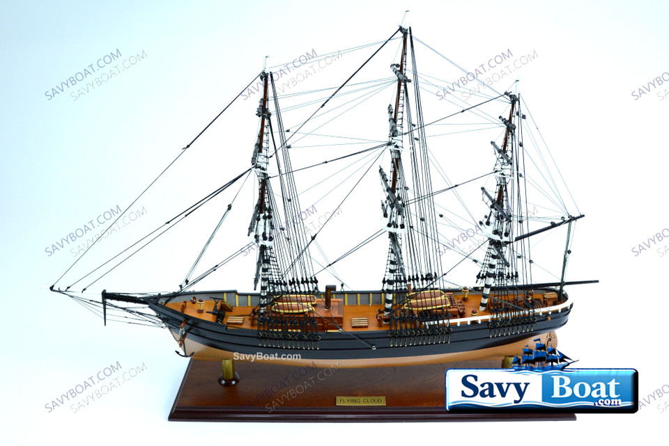 FLYING CLOUD WITHOUT SAILS