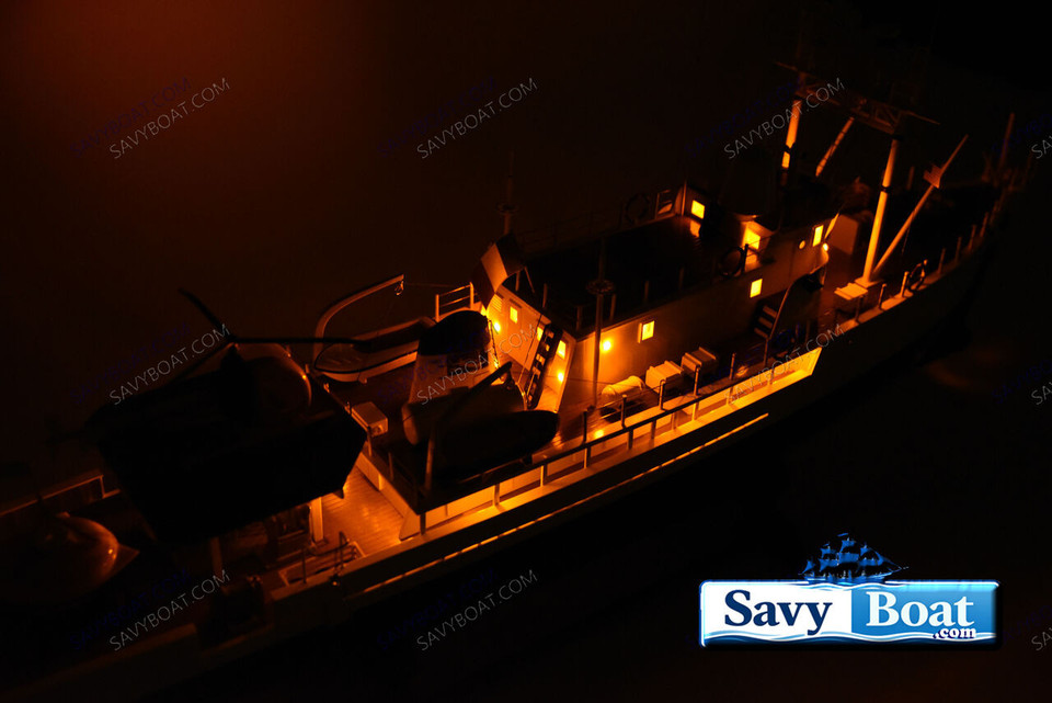 RV CALYPSO LIGHTED RC  RESEARCH SHIP