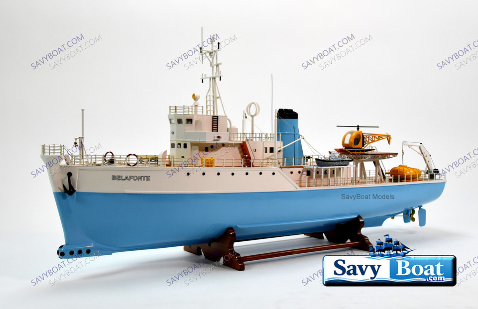 THE LIFE AQUATIC BELAFONTE LIGHTED RC READY