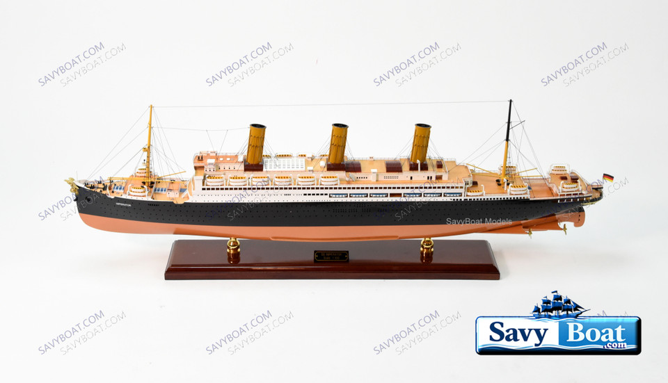 SS IMPERATOR LIGHTED OCEAN LINER