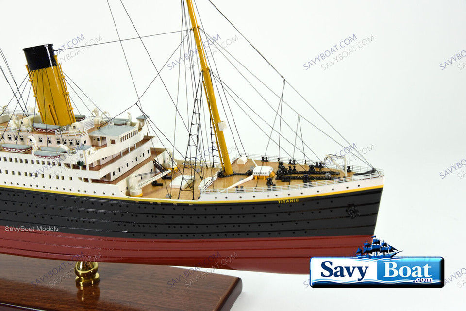 EXCLUSIVE EDITION RMS TITANIC  OCEAN LINER