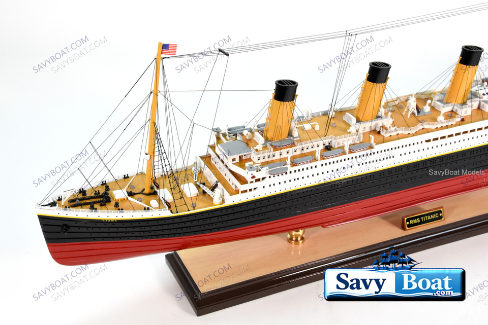 RMS TITANIC OCEAN LINER