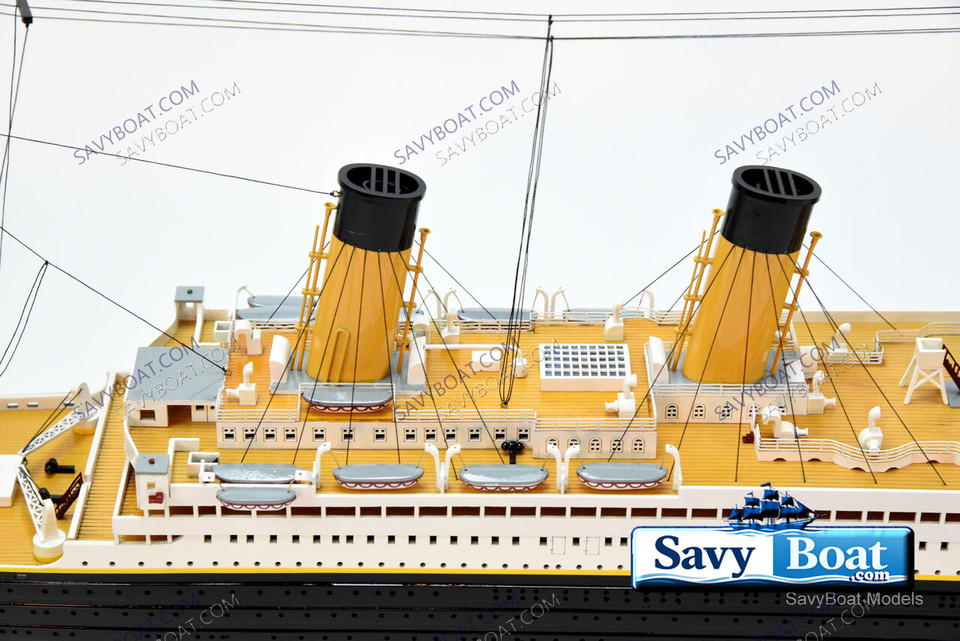 RMS OLYMPIC LIGHTED OCEAN LINER