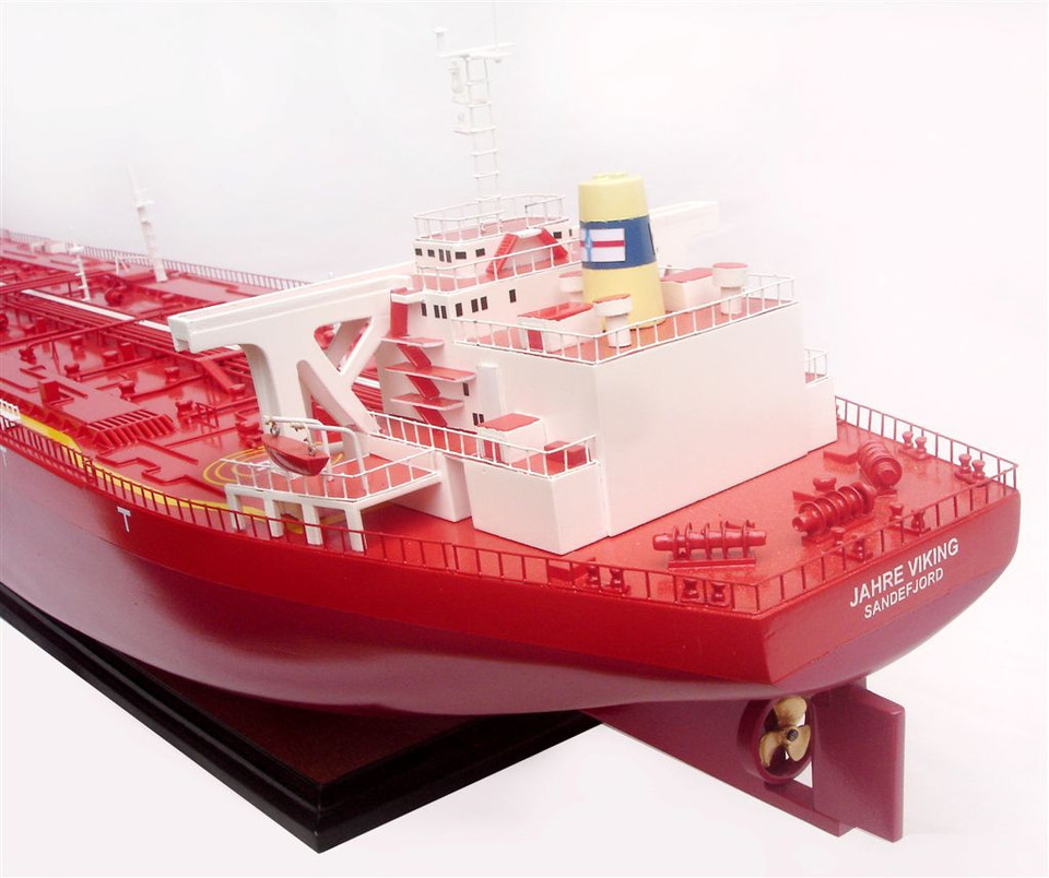 JAHRE VIKING OIL TANKER