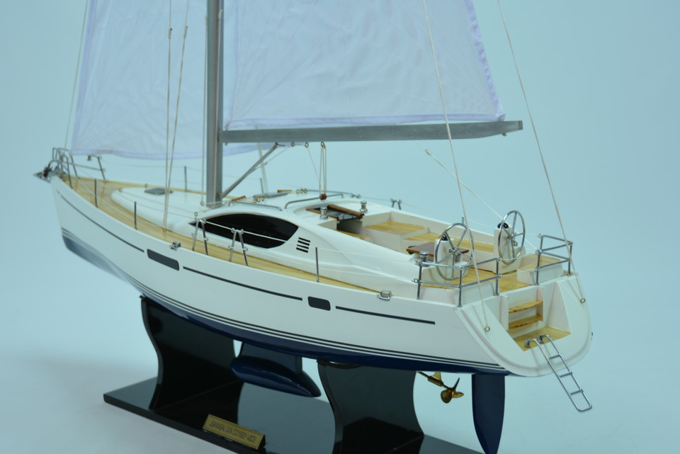 JEANNEAU SUN ODYSSEY 45DS SAILING YACHT