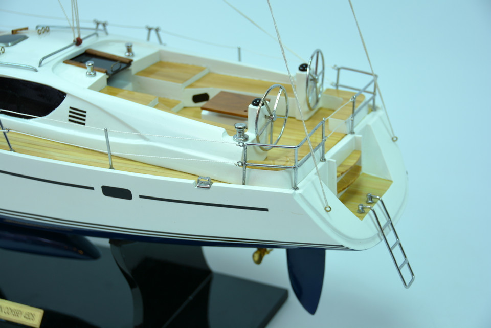 JEANNEAU SUN ODYSSEY 45DS SAILING YACHT