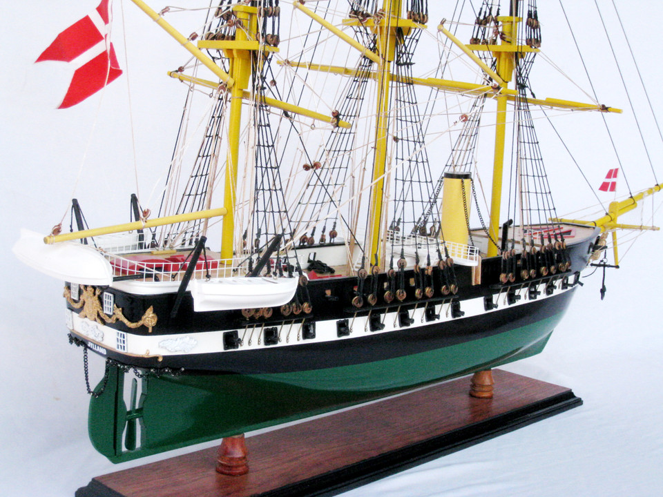 HDMS JYLLAND (FREGATTEN JYLLAND) FRIGATE