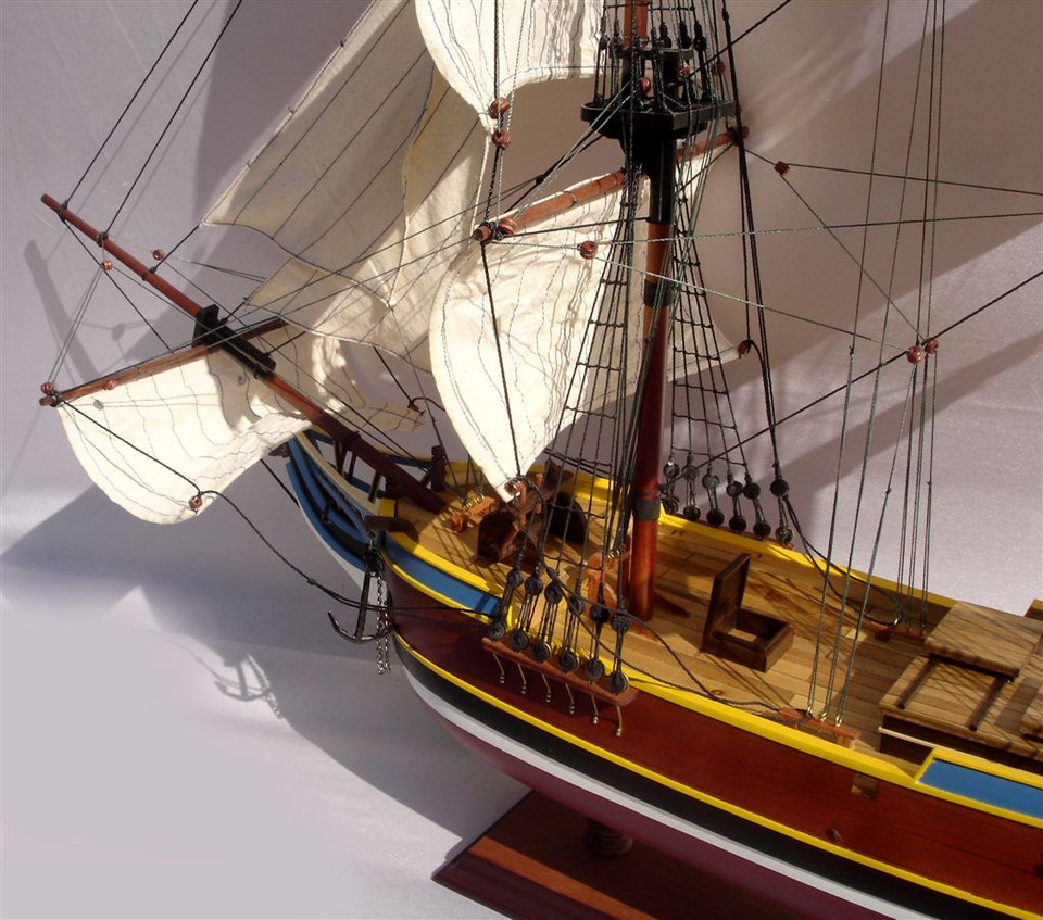LADY WASHINGTON SMALL SLOOP