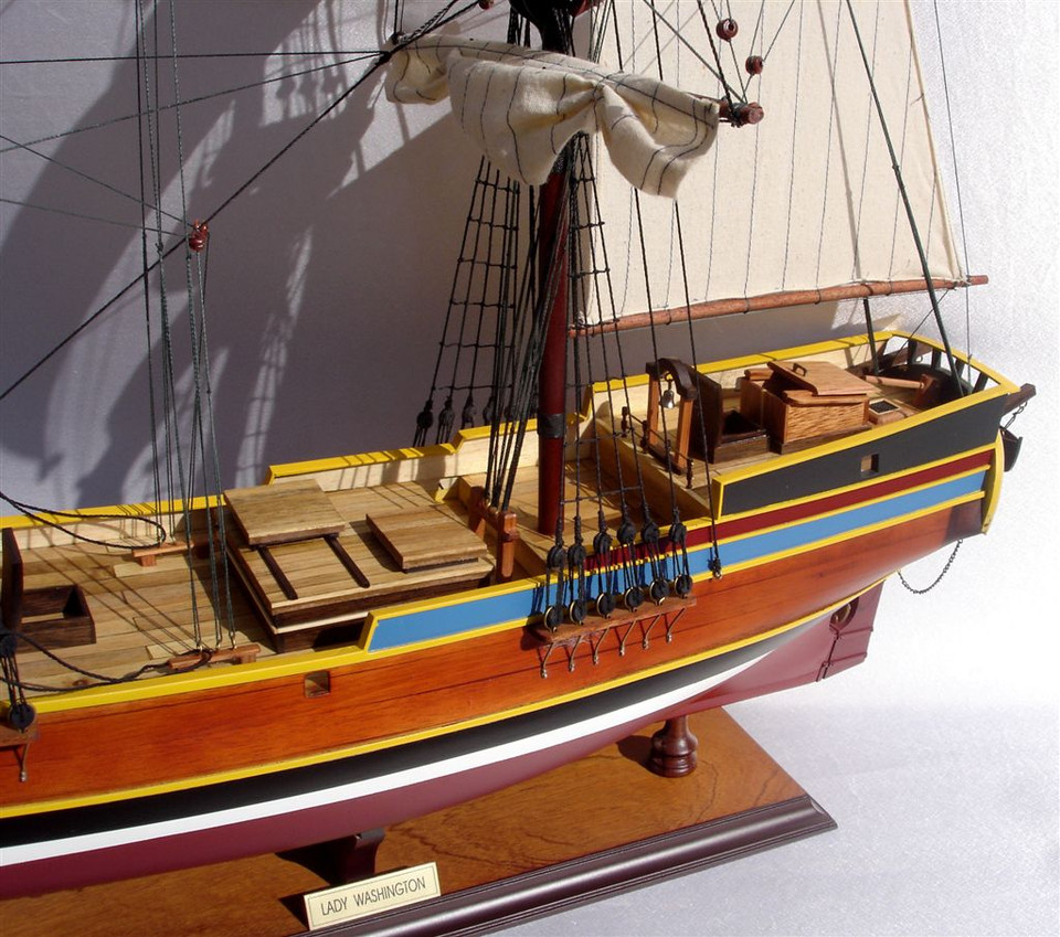 LADY WASHINGTON SMALL SLOOP