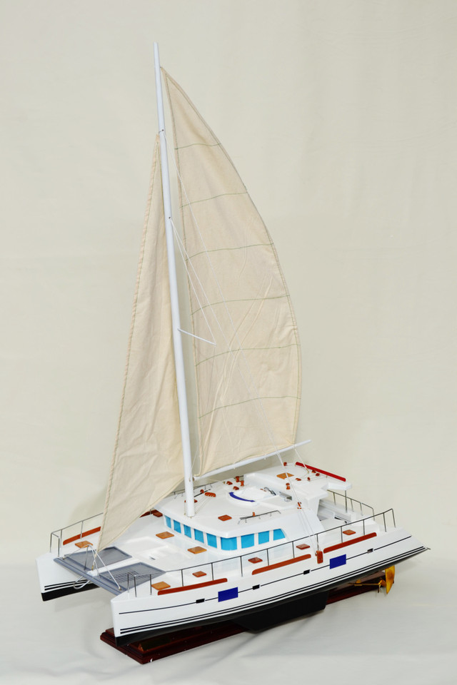 LAGOON 500 CATAMARAN YACHT