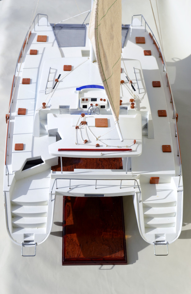 LAGOON 500 CATAMARAN YACHT