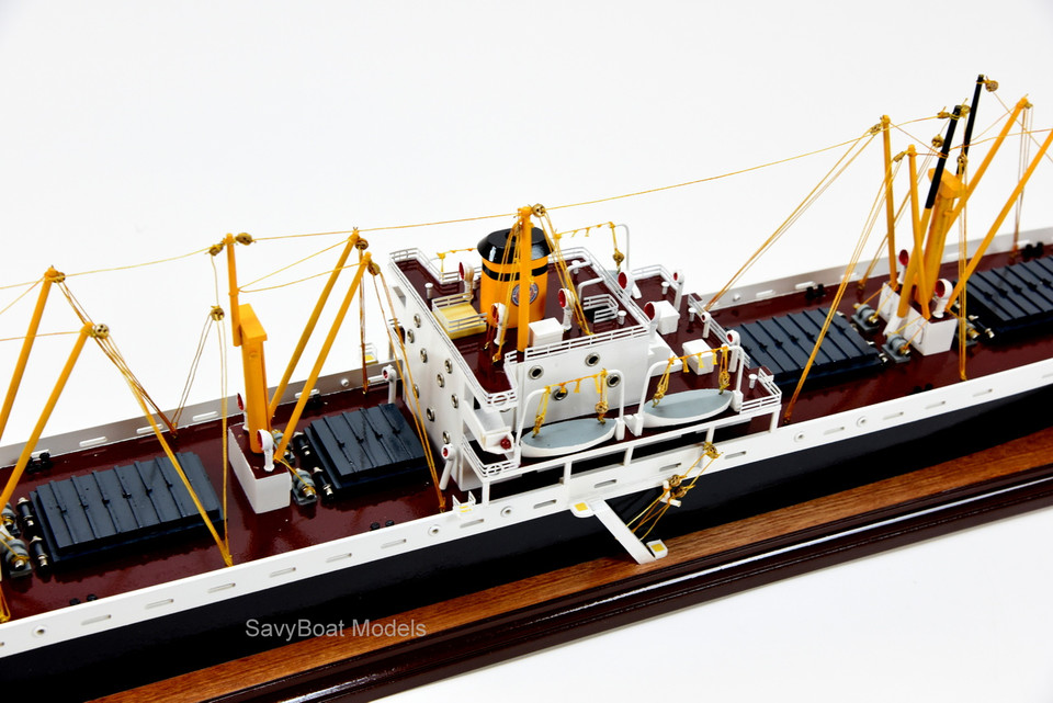 COMMERCIAL LIBERTY CARGO SHIP (WATERLINE) (loaded)