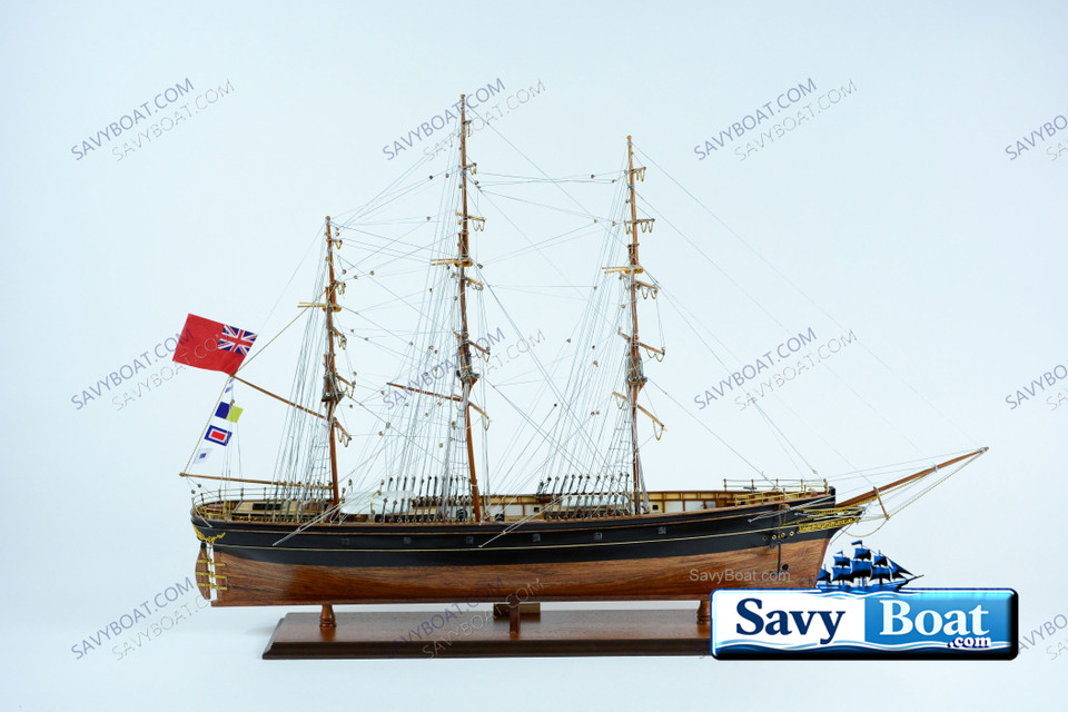 CUTTY SARK 40"  WITH SAILS / PAINTED