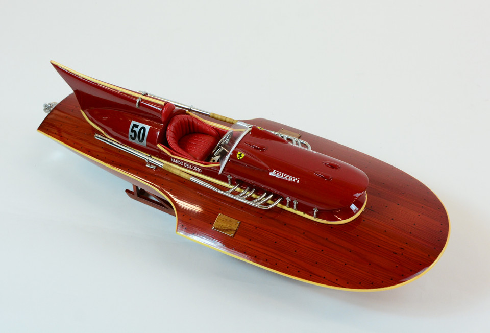 FERRARI HYDROPLANE 31"