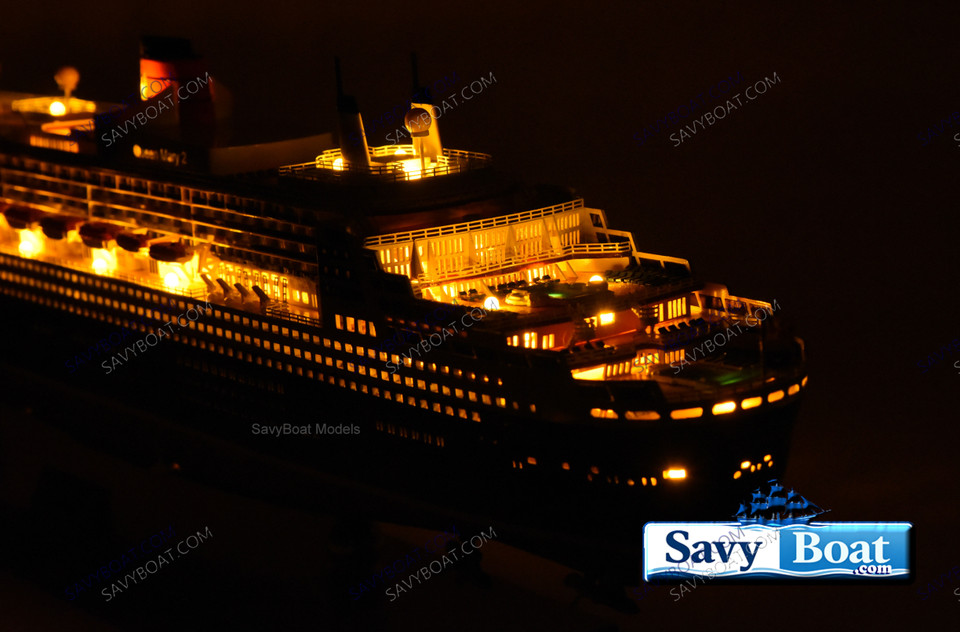 RMS QUEEN MARY II QE2 48 LIGHTED OCEAN LINER