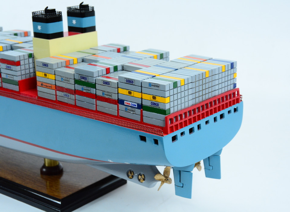 MAERSK TRIPLE E CLASS CONTAINER SHIP 28