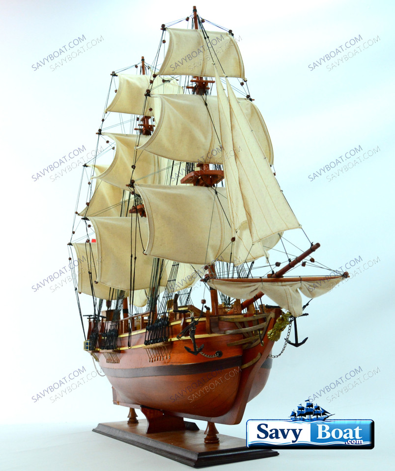 HMS BOUNTY W/ SAILS