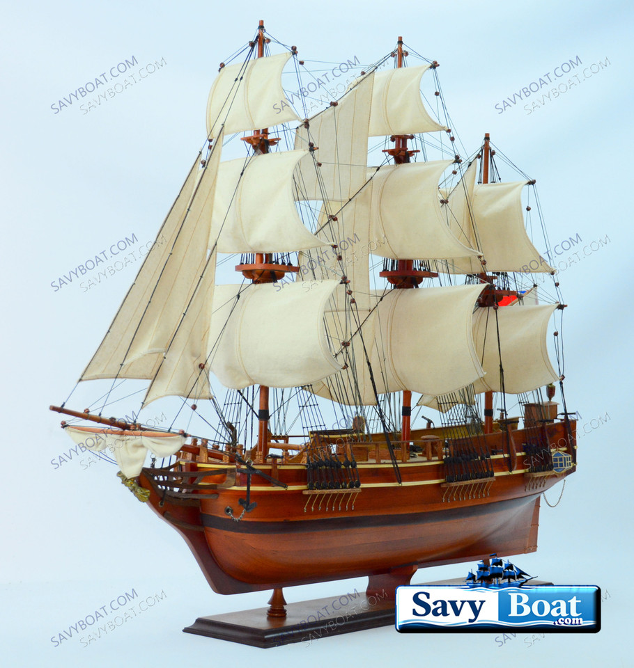 HMS BOUNTY W/ SAILS