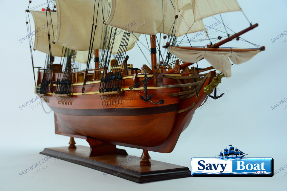 HMS BOUNTY W/ SAILS