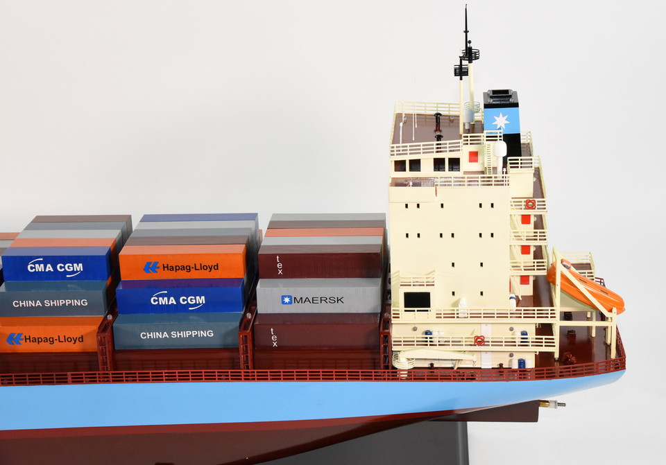 MAERSK ALABAMA  HO-SCALE CONTAINER SHIP