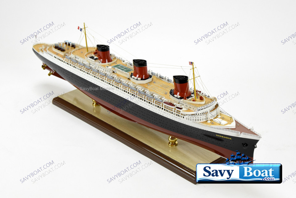 SS NORMANDIE LIGHTED STEAM SHIP
