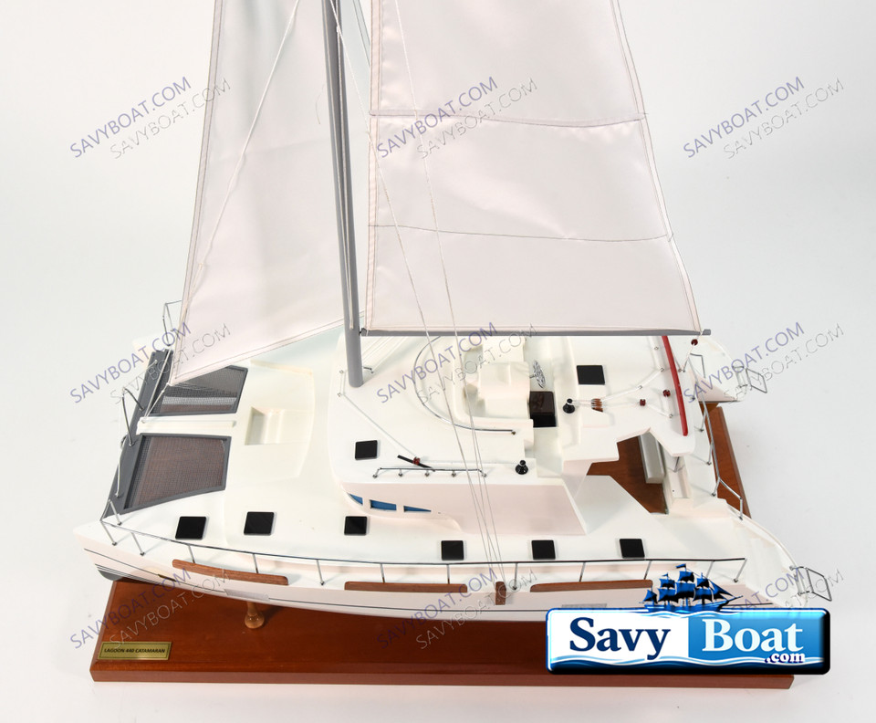 LAGOON 440 CATAMARAN SAILING YACHT