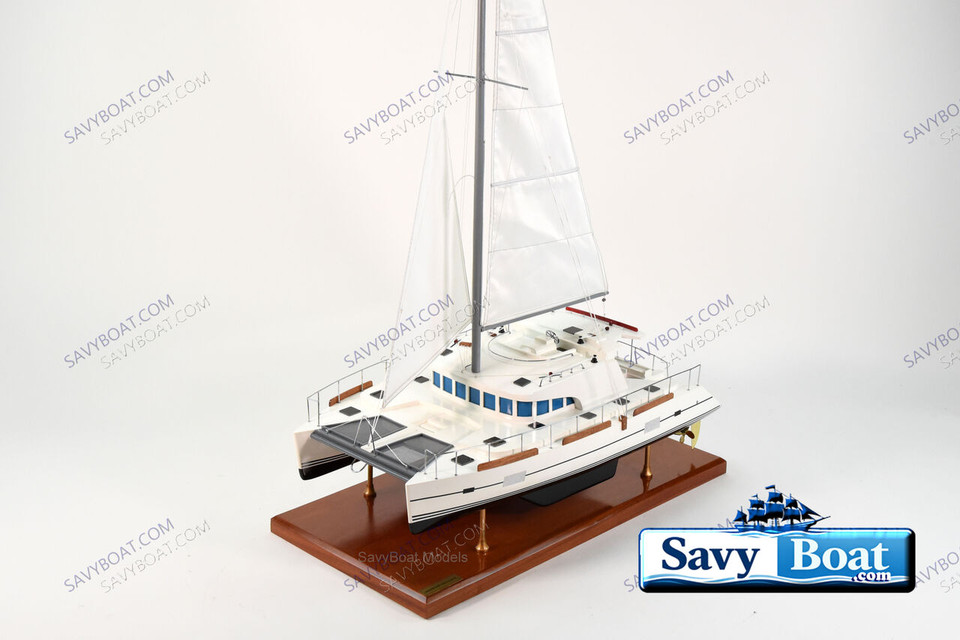 LAGOON 440 CATAMARAN SAILING YACHT
