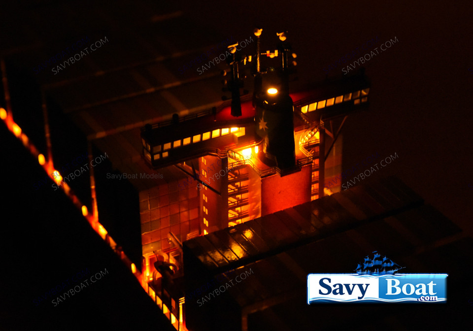 MAERSK Mærsk EMMA  40" LIGHTED CONTAINER CARGO SHIP