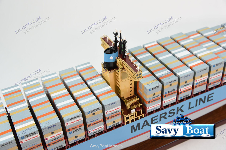 MAERSK Mærsk EMMA  40" LIGHTED CONTAINER CARGO SHIP