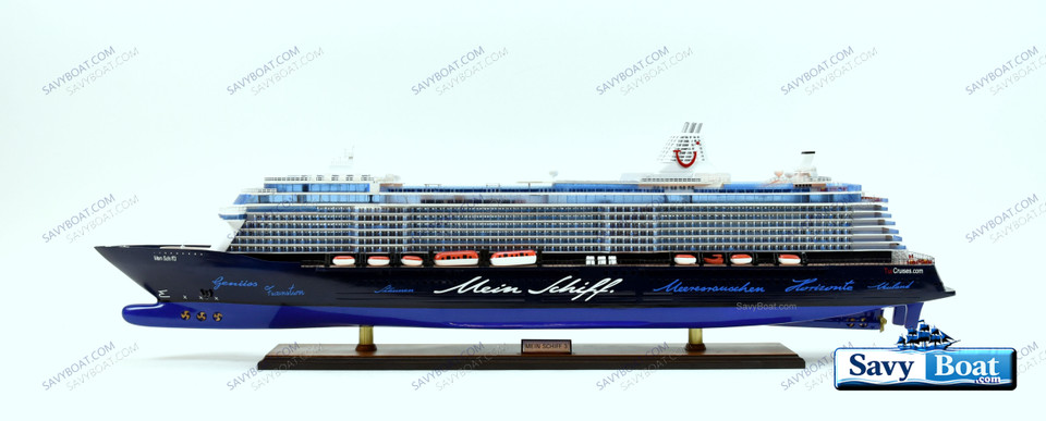 MEIN SCHFF 3 CRUISE SHIP