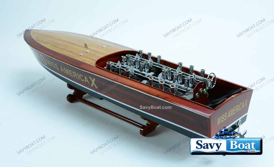 GAR WOOD'S MISS AMERICA X RACE BOAT