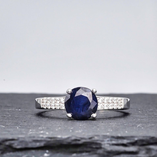 Sterling Silver Blue Sapphire & Cubic Zircon Accented Shank Ring Close up