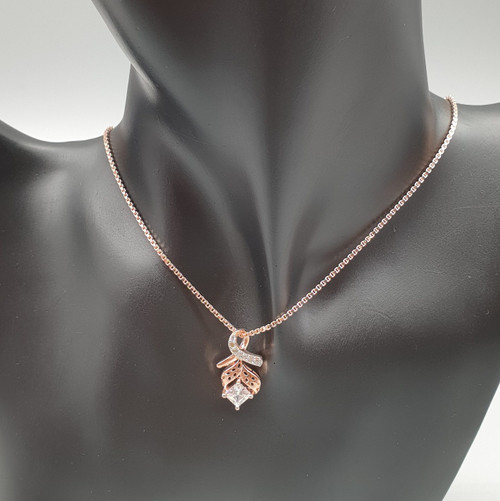 Flower bud Pendant Necklace in Rose Gold