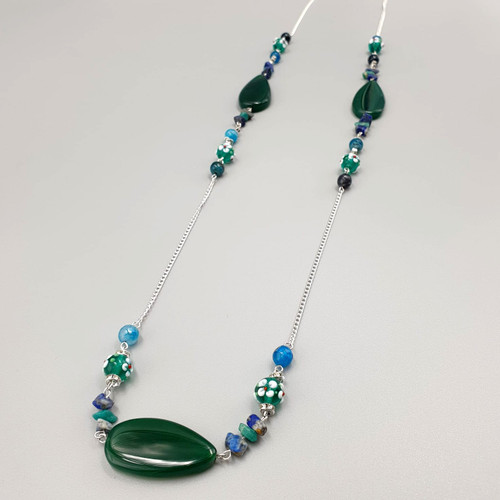 Large Teardrop Green Agate Sautoir Necklace in Silver Finish