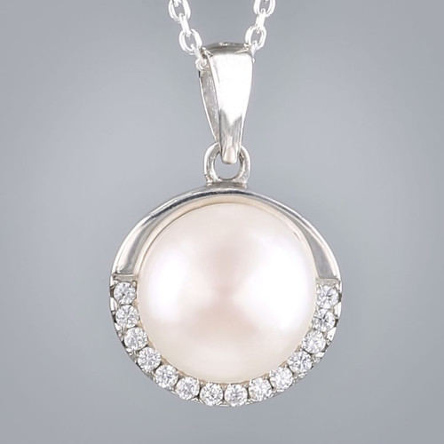 Sterling Silver Freshwater Pearl & Cubic Zircon Elegant Halo Pendant Close up
