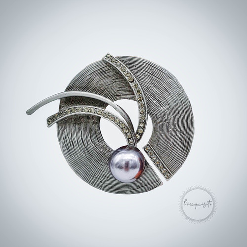 Circle of Life Brooch Pendant in Antique Silver Finish