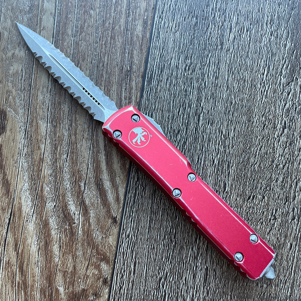 Microtech UTX-70 D/E Distressed Red Apocalyptic Double Full Serrated ...