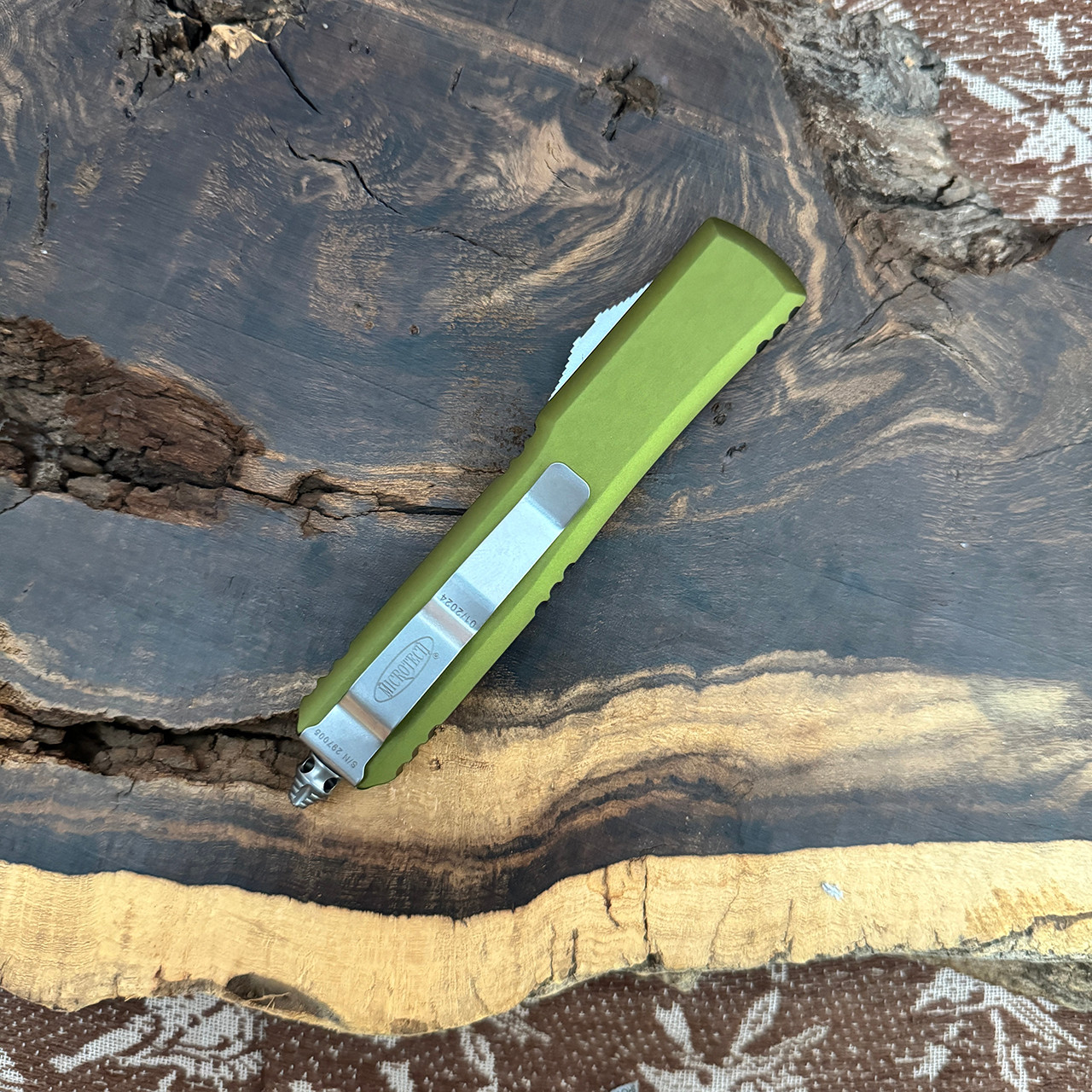 Microtech Ultratech S/E OD Green Stonewash Serrated 121-11OD